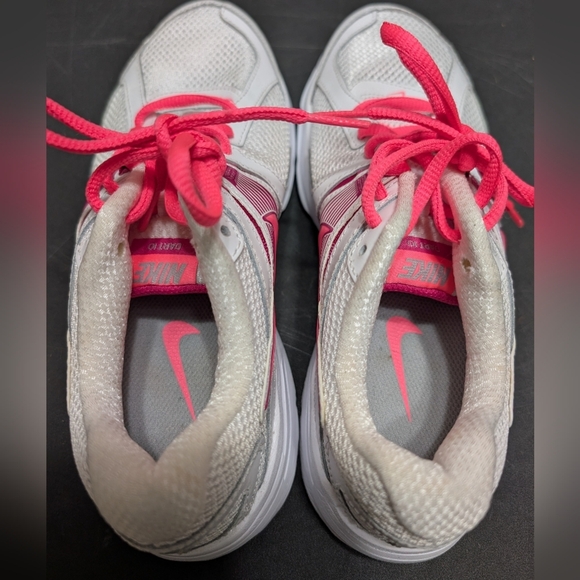 Nike Dart 10 Women's Motion Fit White and Pink Athletic Running Shoes Size 7.5 - Picture 6 of 10